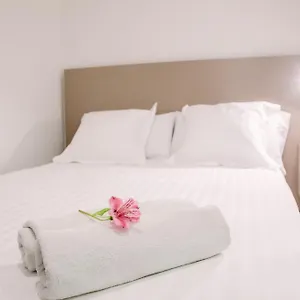 https://hostalet-de-barcelona.catalonia-hotels.com
