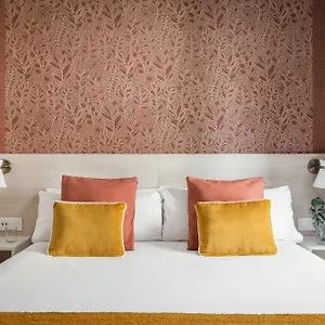 Bypillow House Hotel